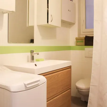 Spacious Family Nest Facing Square Des Epinette Apartment Paris