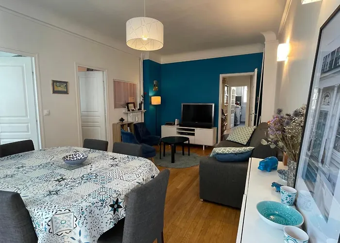 Apartmán Spacious Family Nest Facing Square Des Epinette